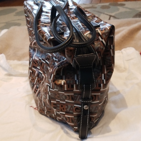 Salvatore Ferragamo signature print coated canvas - Picture 2 of 8